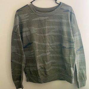 Camo crewneck